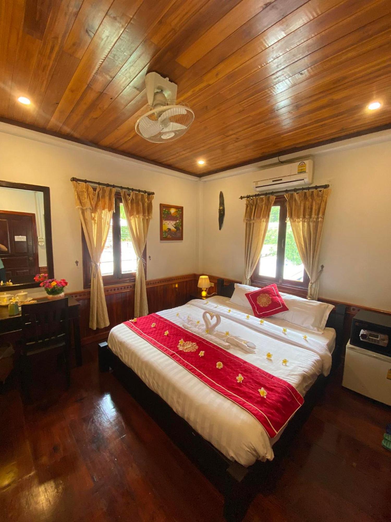 Golden Lotus Boutique Hotel لوانغ برابانغ المظهر الخارجي الصورة