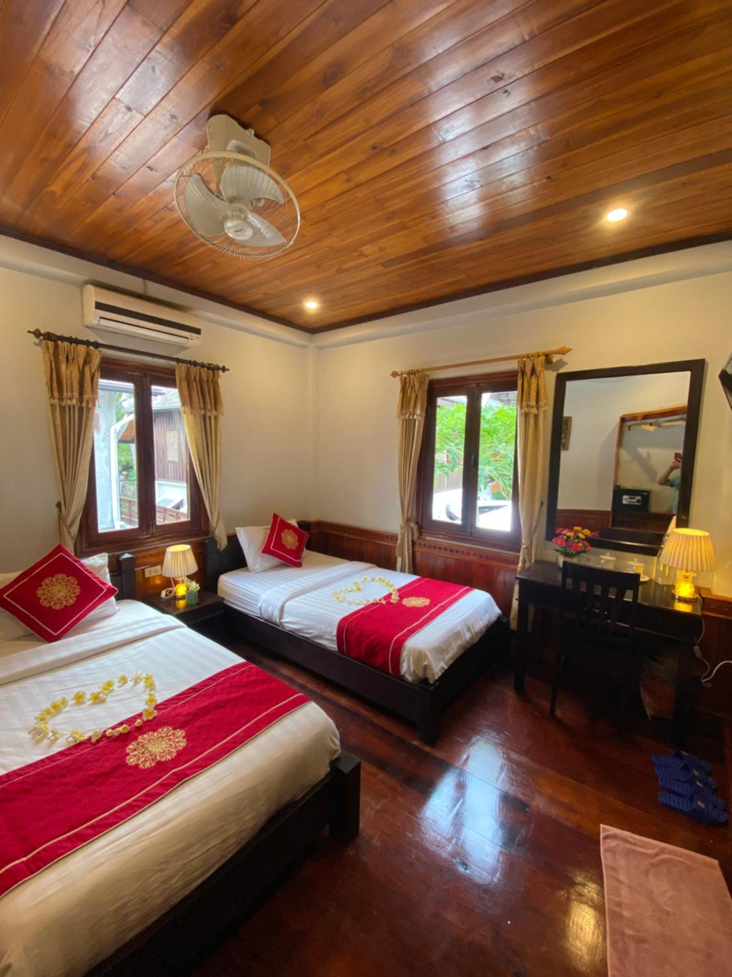 Golden Lotus Boutique Hotel لوانغ برابانغ المظهر الخارجي الصورة