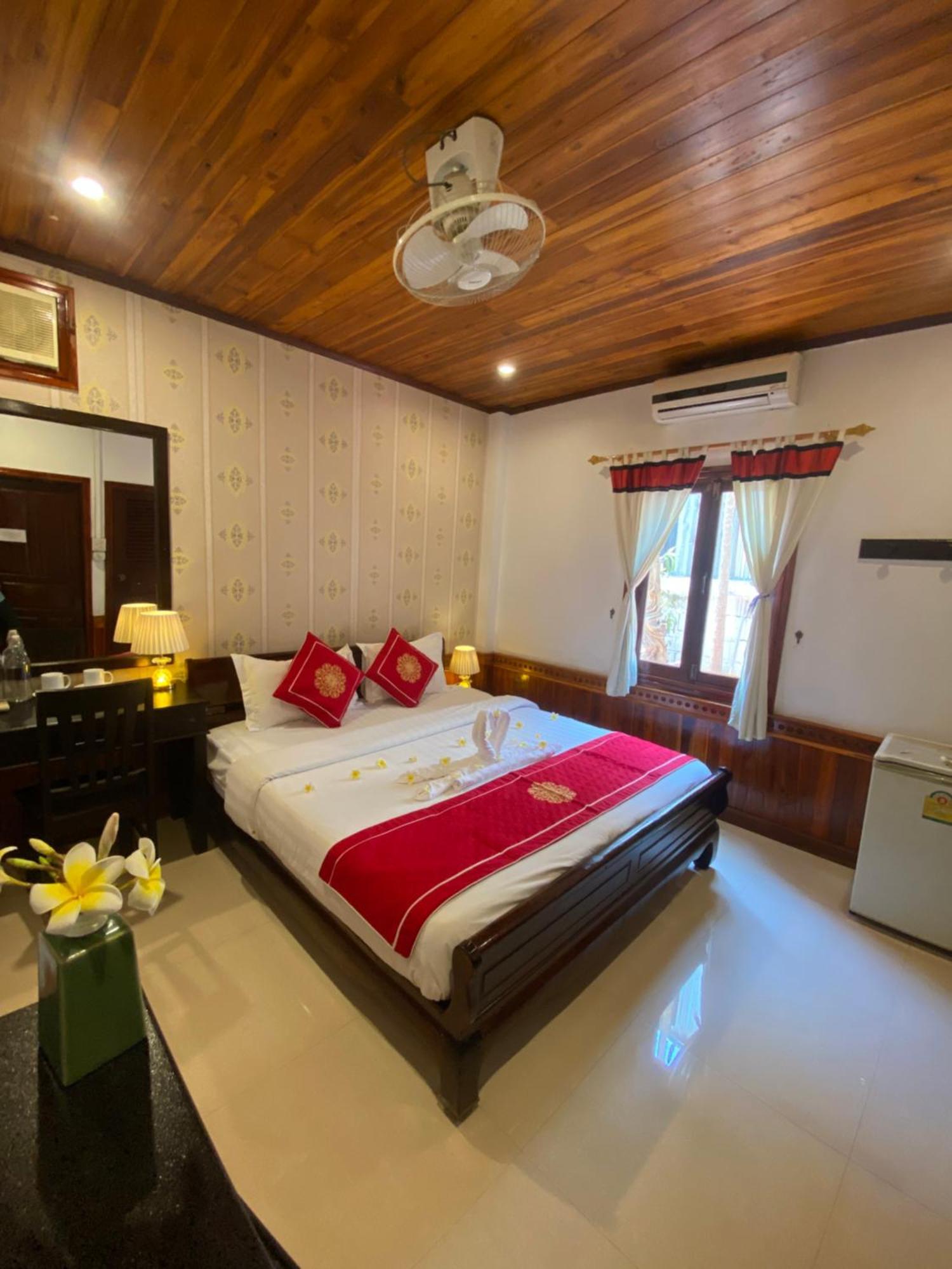 Golden Lotus Boutique Hotel لوانغ برابانغ المظهر الخارجي الصورة
