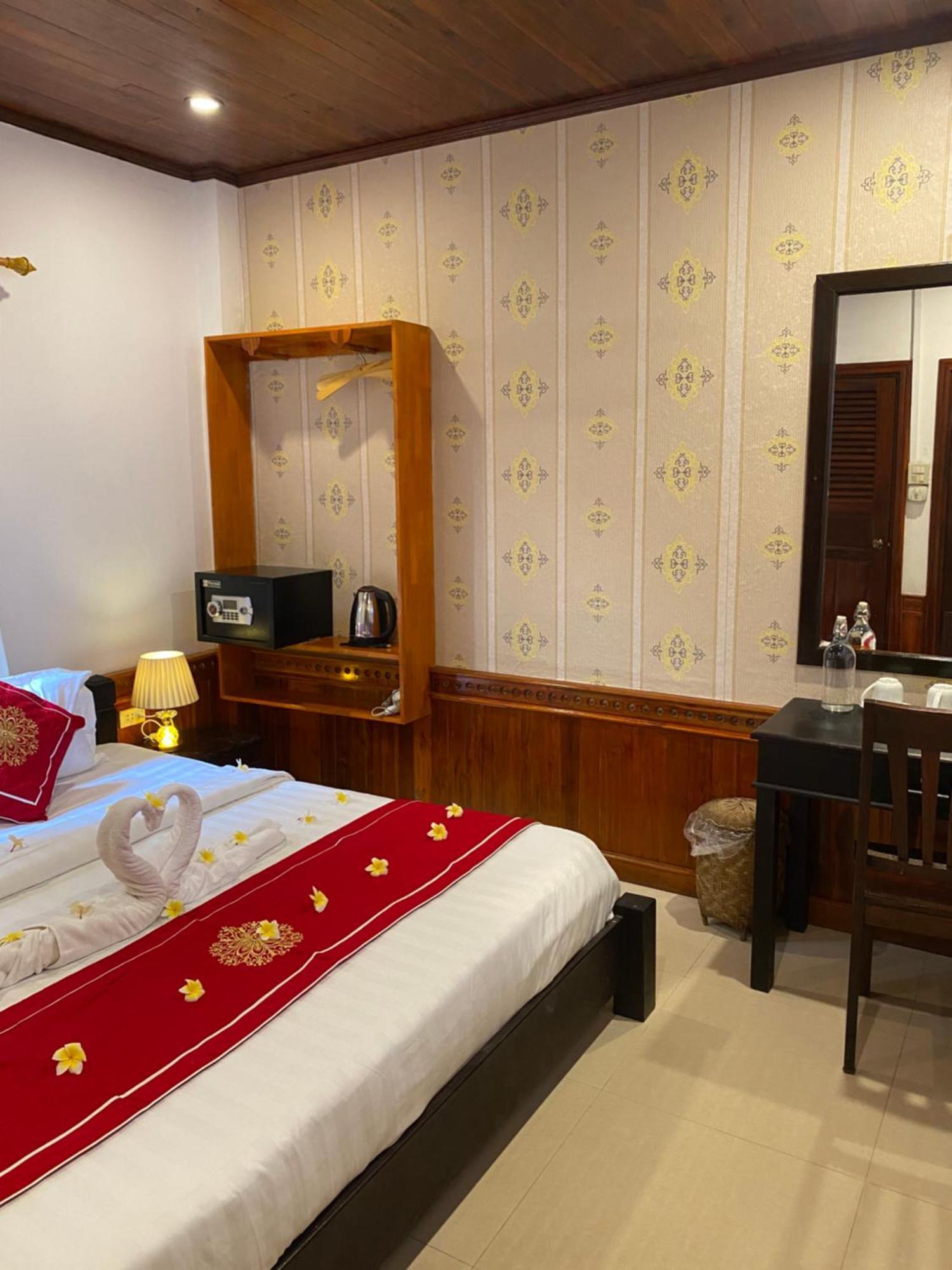 Golden Lotus Boutique Hotel لوانغ برابانغ المظهر الخارجي الصورة