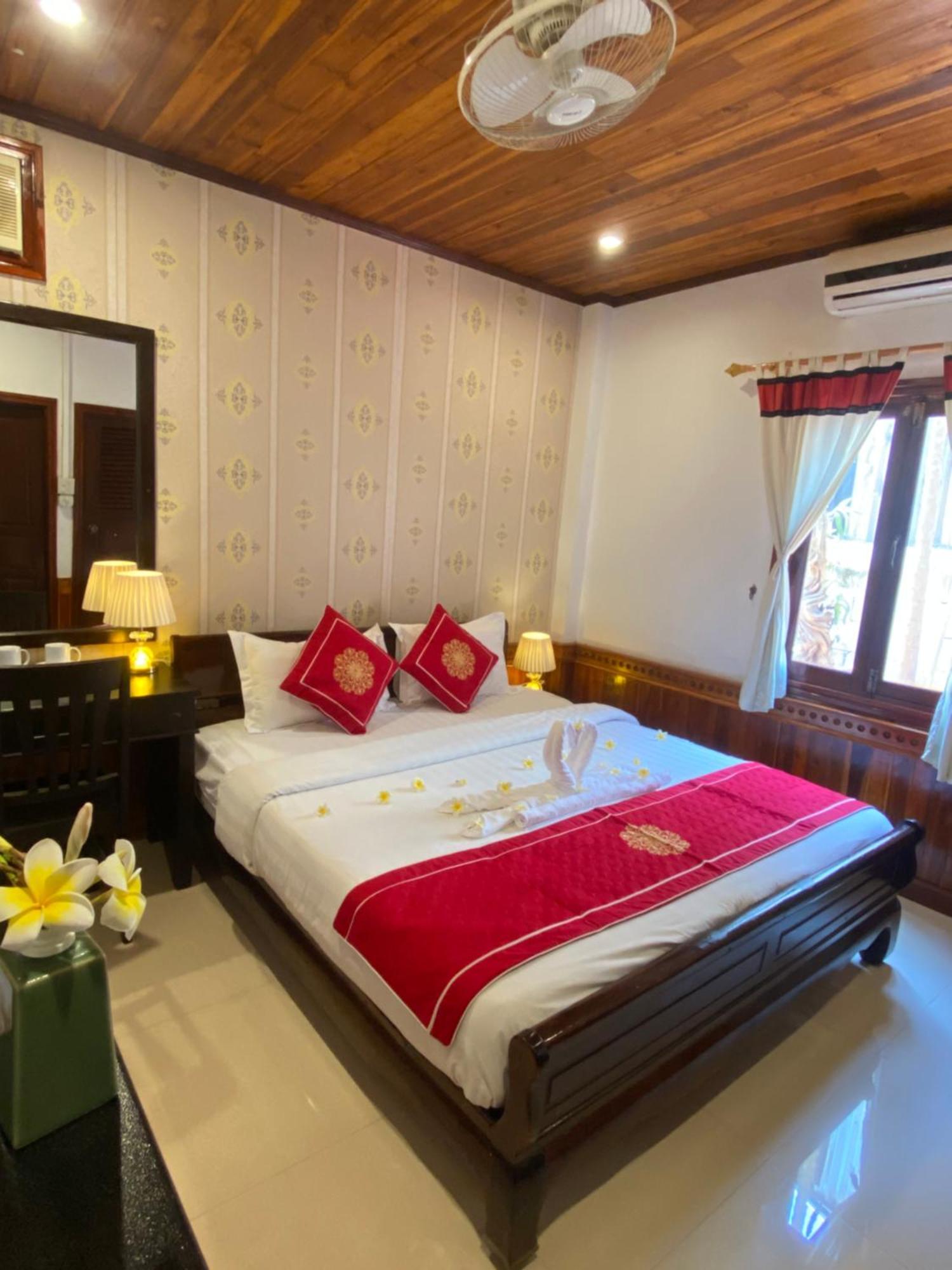 Golden Lotus Boutique Hotel لوانغ برابانغ المظهر الخارجي الصورة