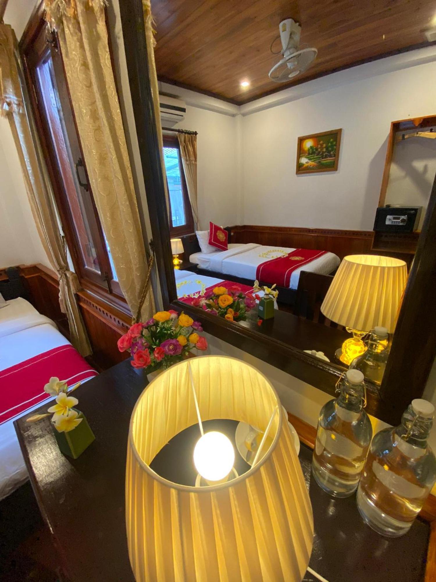 Golden Lotus Boutique Hotel لوانغ برابانغ المظهر الخارجي الصورة